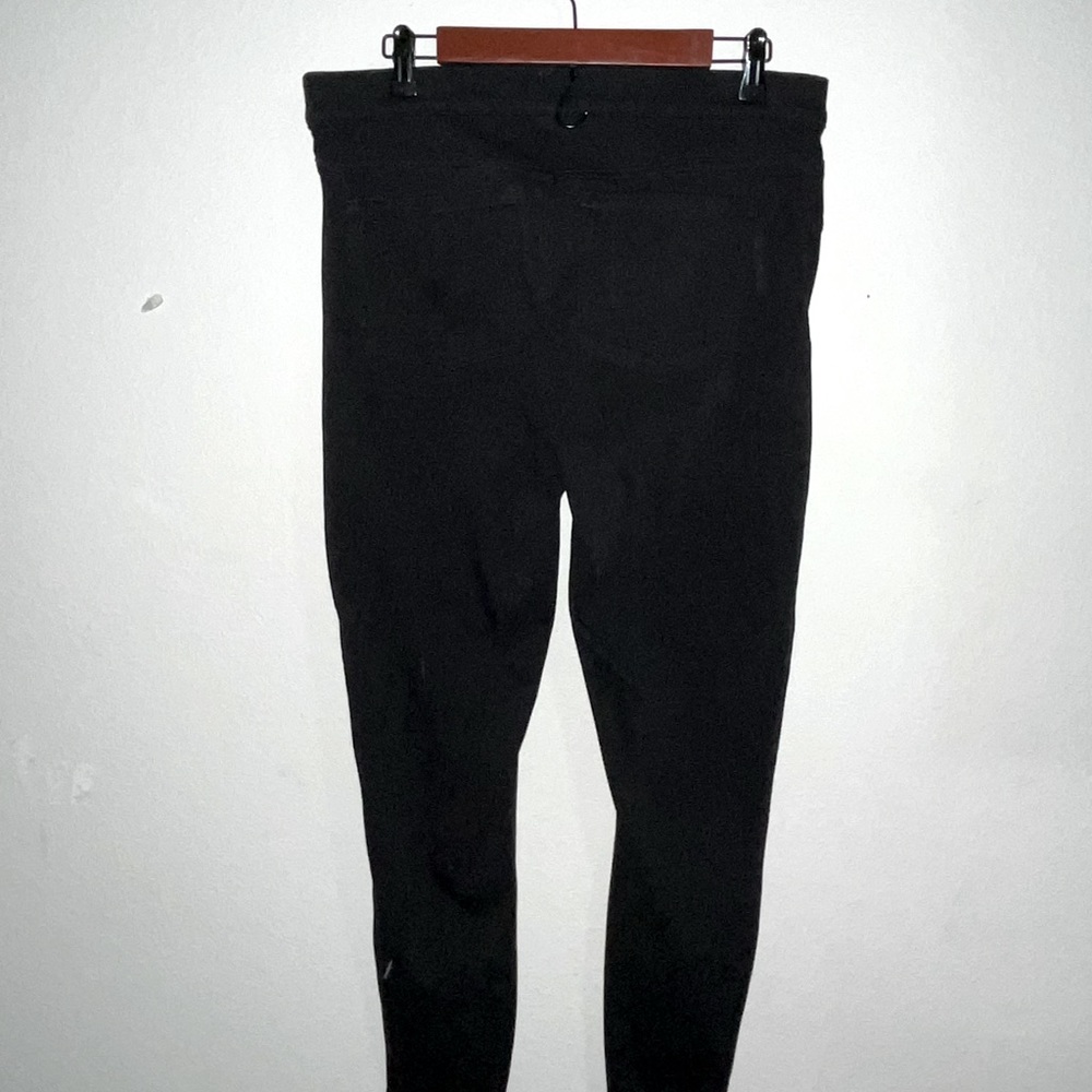 Black Spanx skinny Jeggings NWT
